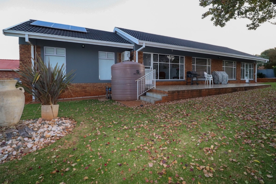 3 Bedroom Property for Sale in Doringkruin North West